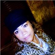 Me interesa enseñar el idioma español, cuento con la disponibilidad y capacidad para hacerlo. Me encantaría conocer personas que hablen inglés o alemán con el fin de intercambiar conocimientos de lenguajes